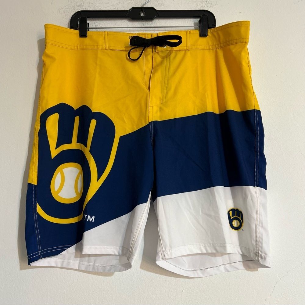 Milwaukee Brewers MLB Baseball Logo Swim Board Shorts Size 36